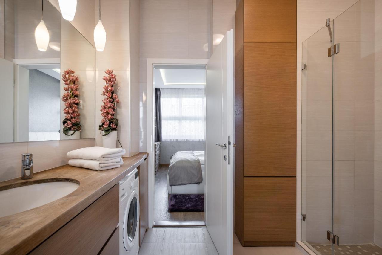 Breathless Basilika View Elegant Flat With Balcony Need Reservation X Free Parking Budapest Exterior photo